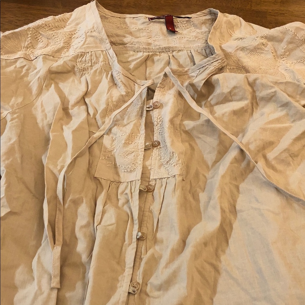 Women's Cream Blouse